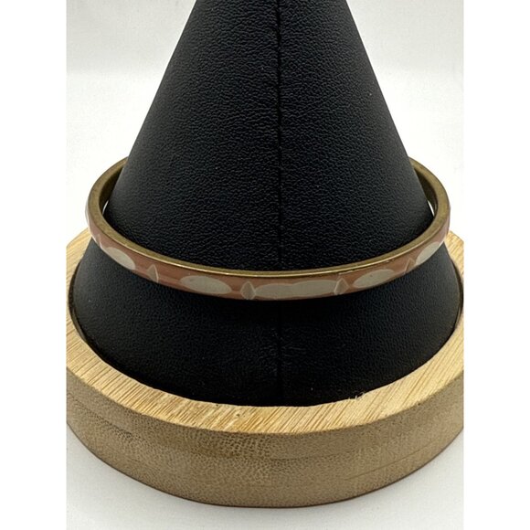 Vintage-Inspired Brass Bangle With Pink & White Enameled Design - Picture 3 of 4